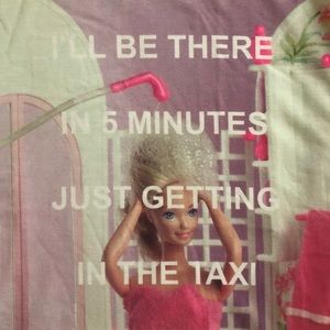 Barbie x Missguided ‘Be There in 5 Mins’ T-shirt